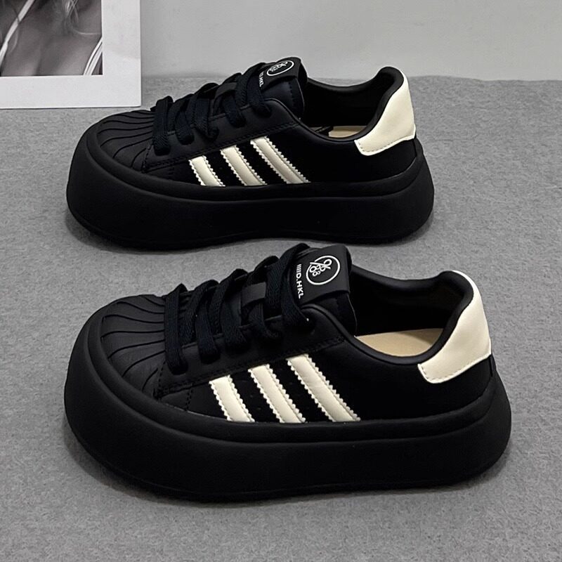 Women's German Training Shoes 2026 Spring New Versatile Thick-Soled Sneakers Women's Height-Increasing Casual Shoes Round-Toe Platform Shoes Black Shoes