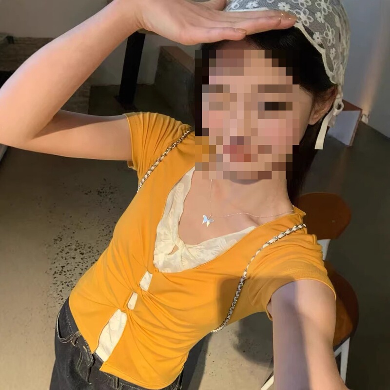 Song Zheng'En Mango Yellow Fake Two-Piece Lace Regular Shoulder Short Sleeve T-Shirt for Women, Summer Slim Fit American Style Hot Girl Top Song Zheng'En Mango Yellow Fake Two-Piece Lace Regular Shoulder Short Sleeve T-Shirt for Women, Summer Slim Fit American Style Hot Girl Top