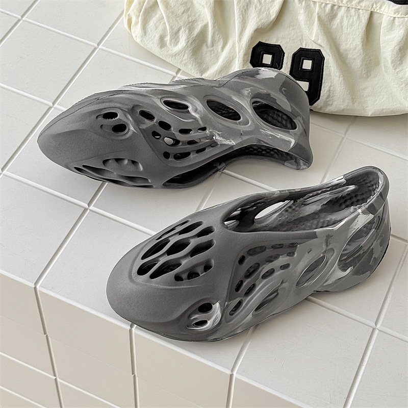 3818 Summer New Coconut Clogs Men's Trendy Hollow Sports Youth Versatile Sandals Women's Outdoor Shoes