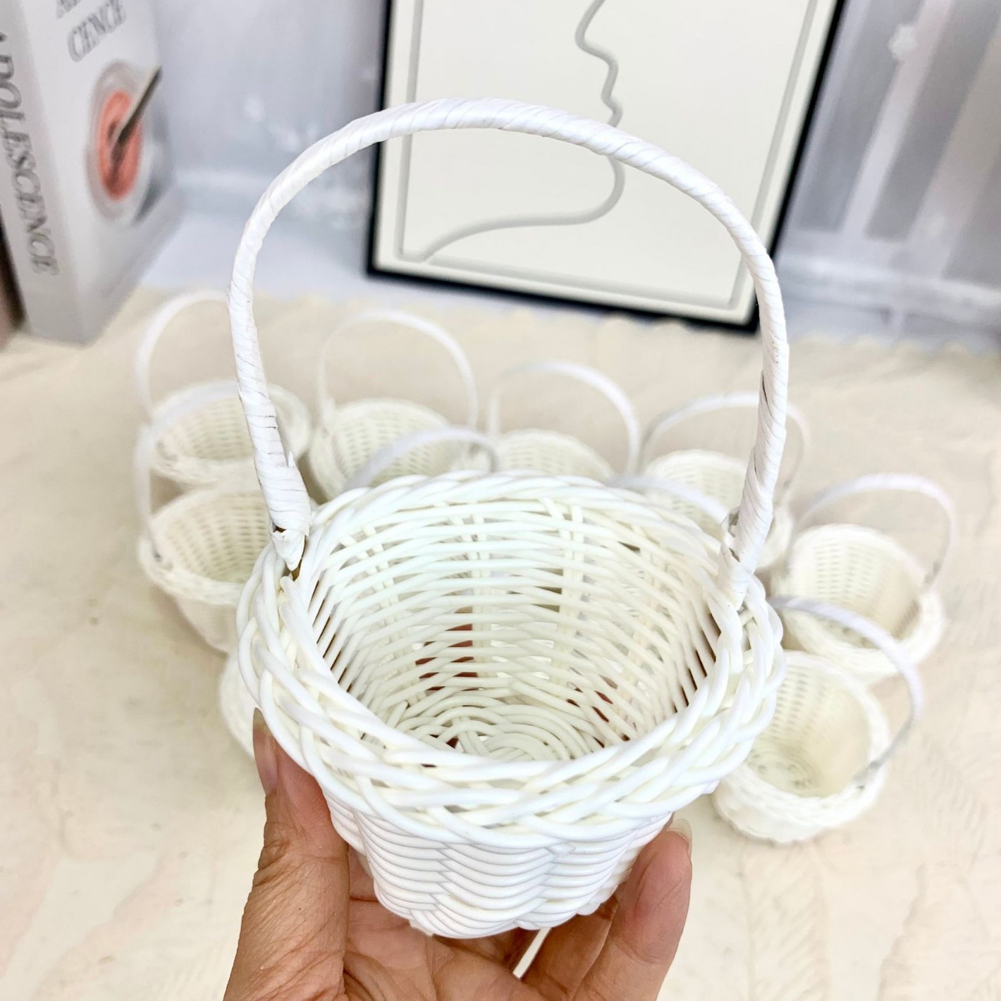 Imitación de mimbre arreglos florales portátiles tejidos a mano cestas de flores decoración sala de estar cestas pastorales con regalos empaquetando cestas de flores