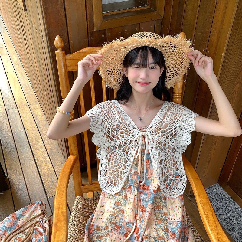 Bohemian Cover-Up Summer Cardigan Vest Knitted Crochet Hollow-Out Sun Protection Top Short Butterfly Shawl Bohemian Cover-Up Summer Cardigan Vest Knitted Crochet Hollow-Out Sun Protection Top Short Butterfly Shawl