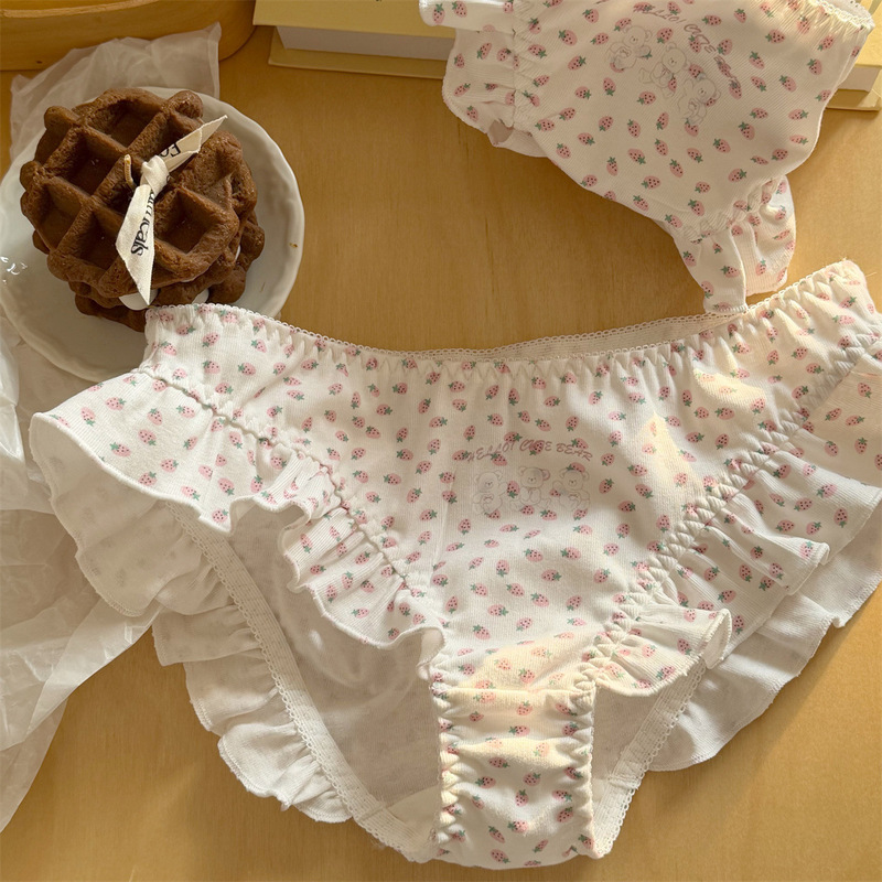 Lady Underpants Strawberry Lover Cute Pastoral Fruit Bear Cartoon Comfortable Briefs Women's Cotton 92%