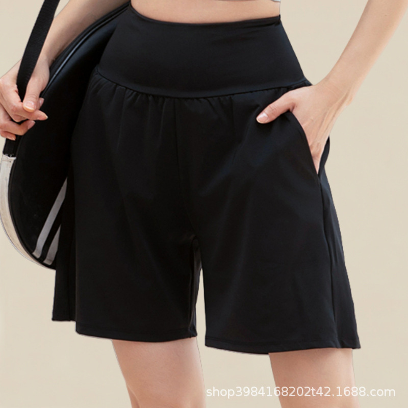 C08 black shorts [single piece back waist pocket]