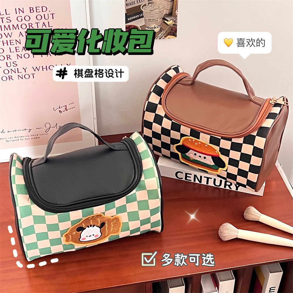 Tengyi original de gran capacidad retro de alto aspecto de la tela escocesa bolsa de cosméticos chica corazón bolsa de almacenamiento portátil nueva venta al por mayor