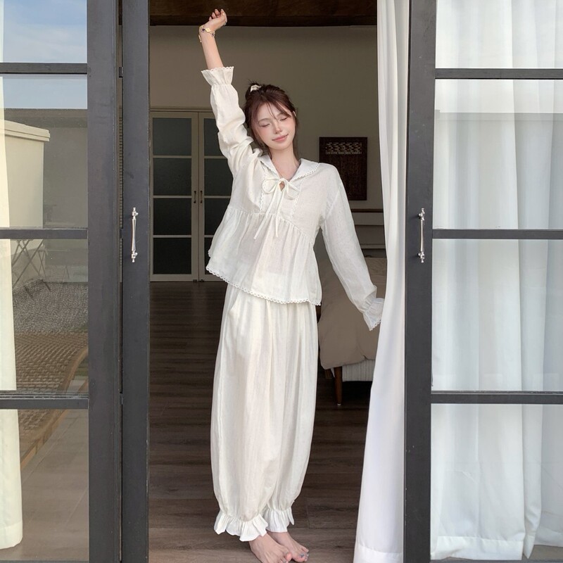 [100% Cotton] New autumn/winter collection of cute, doll-collar, long-sleeved, long-pants pajamas in a soft, comfortable style, perfect for lounging at home