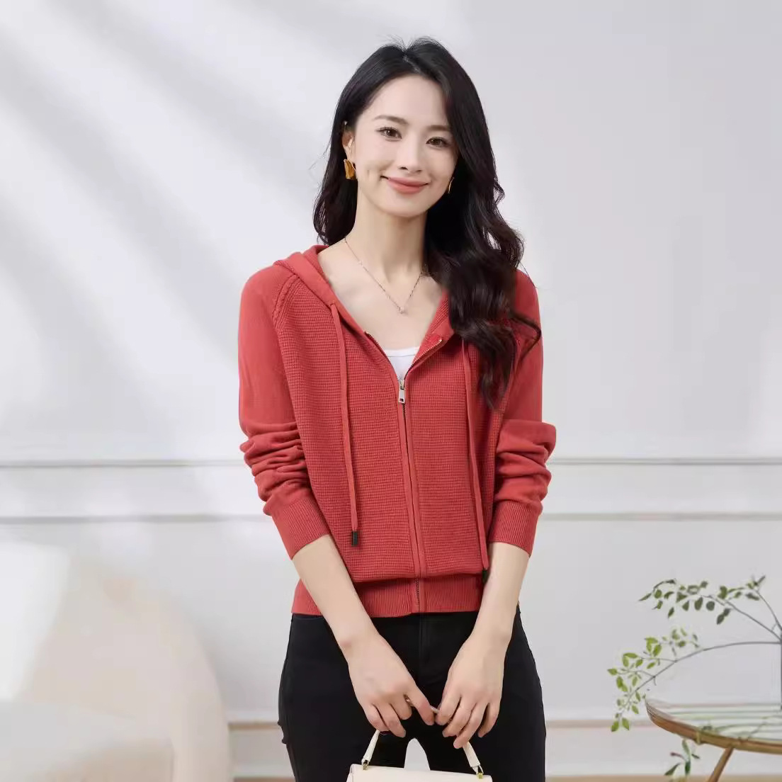 solid color short hoody