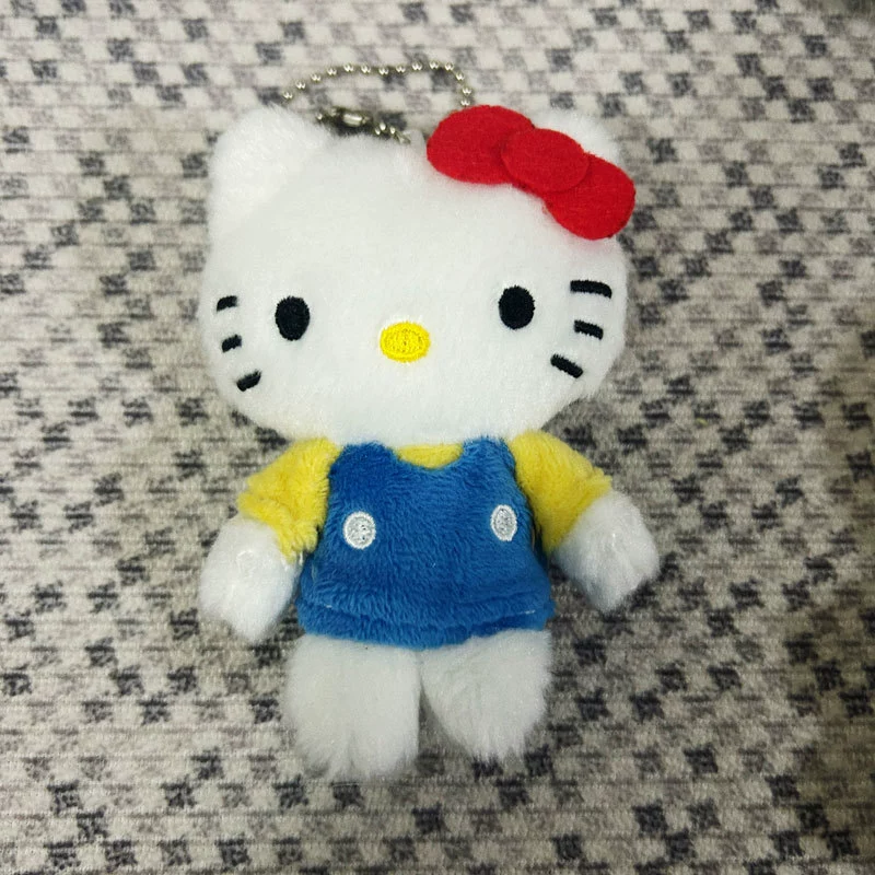 Брелок-подвеска Hello Kitty плюшевый, универсальный, маленький 2,8×2,2 см с металлическим карабином