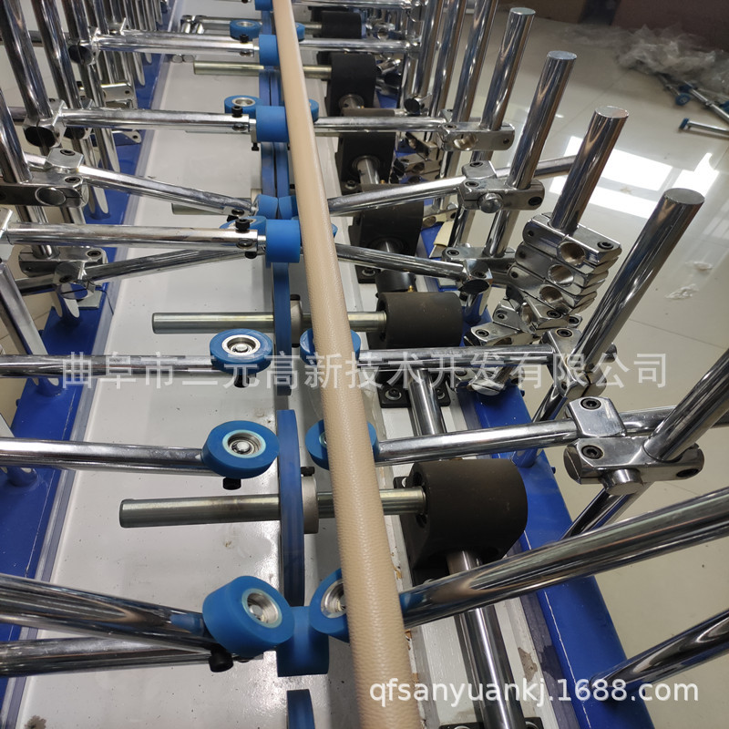 木工机械设备加工 全自动木饰面格栅线条包覆机 铝型材pur包覆机