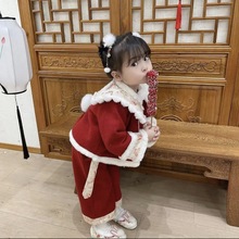 婴儿红色过年服装热销女童冬季新年套装加厚服中国风宝宝周岁礼服