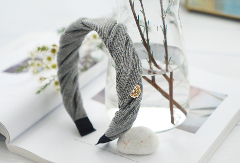 Korean Fabric Woolen Knitting Fold Headband display picture 3