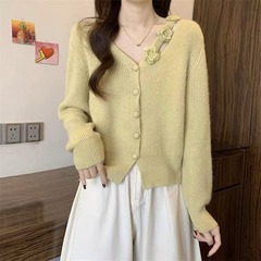 韩系小香风针织开衫秋冬新款温柔花朵甜美法式设计感软糯毛衣女