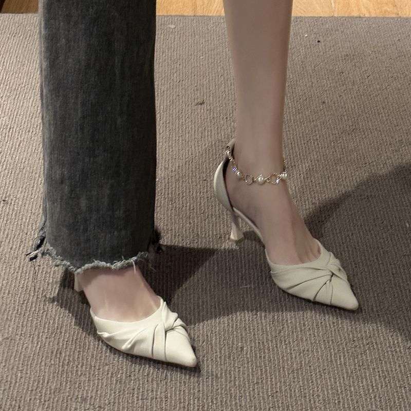 Black High-Heeled Shoes for Women 18 Years Old Coming-Of-Age Ceremony Design Niche Pointed Toe Pearl Strap Flats Stiletto Heel Hollow Shoes