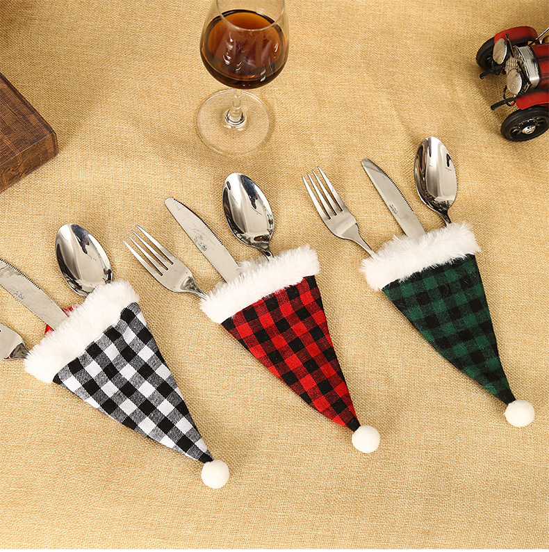 Christmas Fashion Christmas Hat Plaid Cloth Party Tableware Set 1 Piece display picture 1