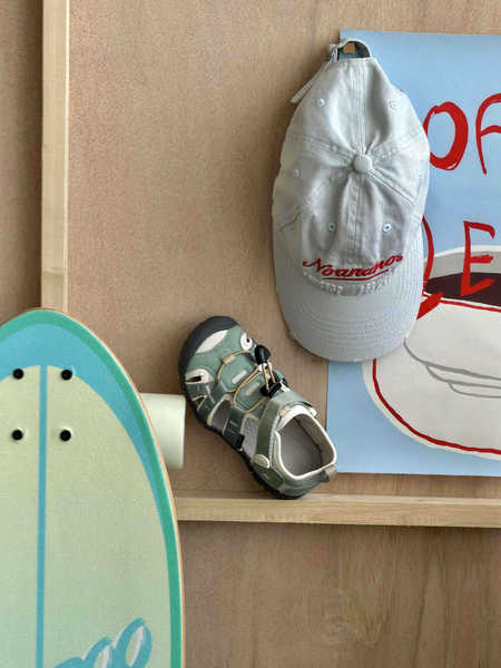 Xshx Amphibious Creek Tracing | Children's Boys and Girls Spring/Summer Quick-Dry Water Shoes with Closed Toe, Anti-Kick, Stable Heel, and Velcro