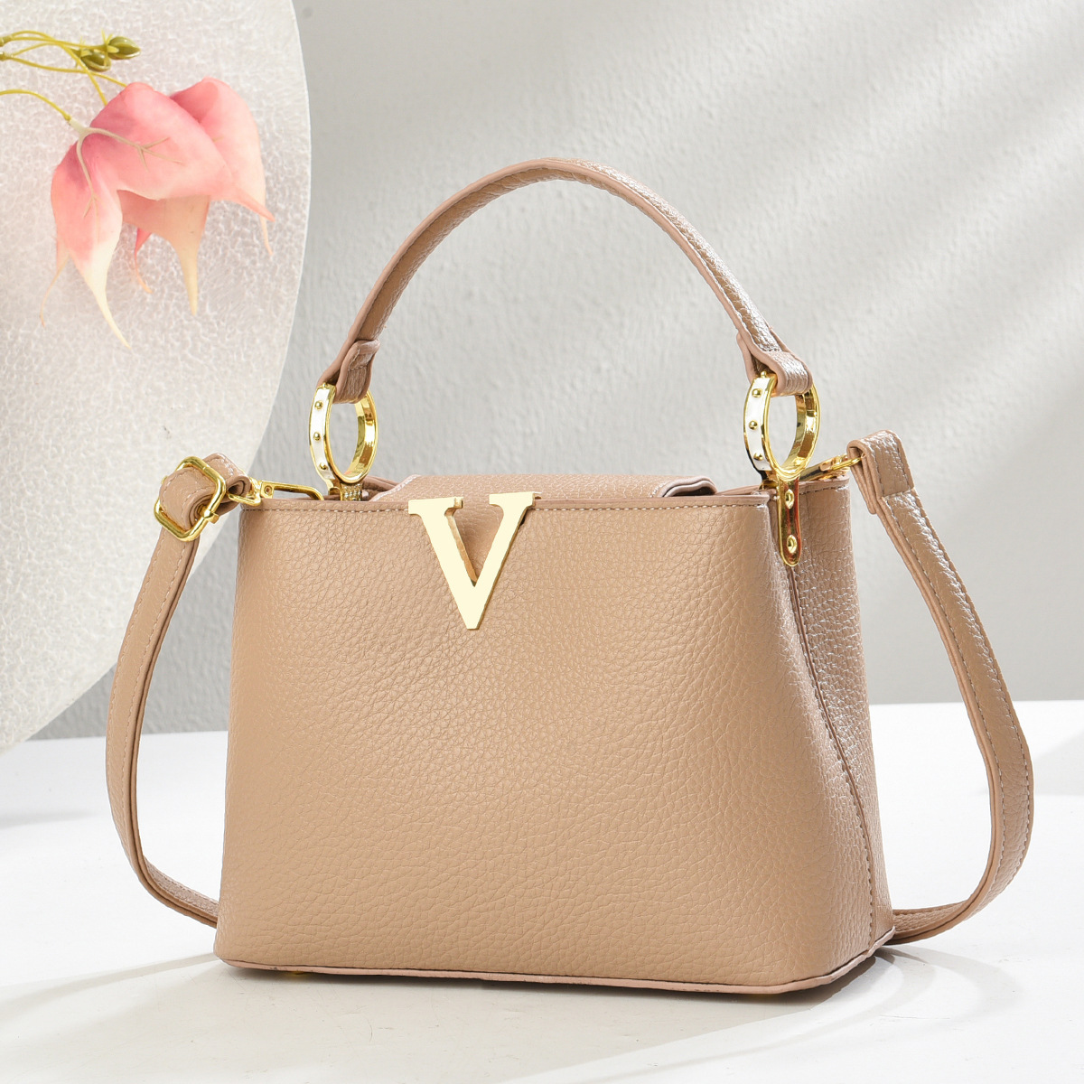 Alta calidad casual 2025 nuevo bolso femenino de gran capacidad moda retro simple bolso de mensajero de un solo hombro