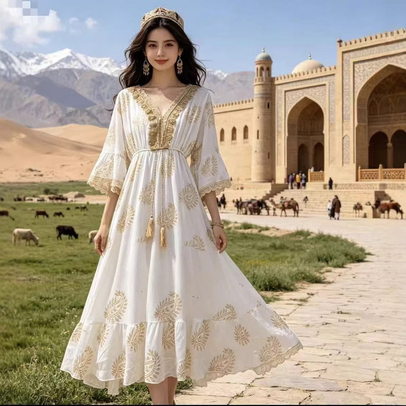 2025 New Women's Fashion Malay Indonesian Robe with Gold Stamping Dress