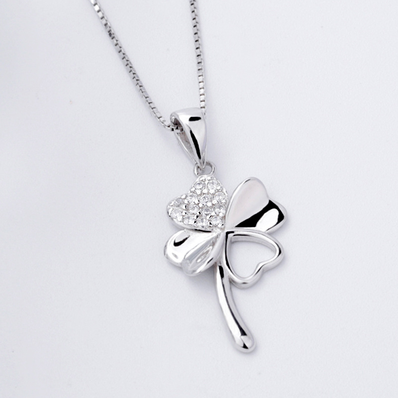 Sterling Silver Clover Simple Necklace