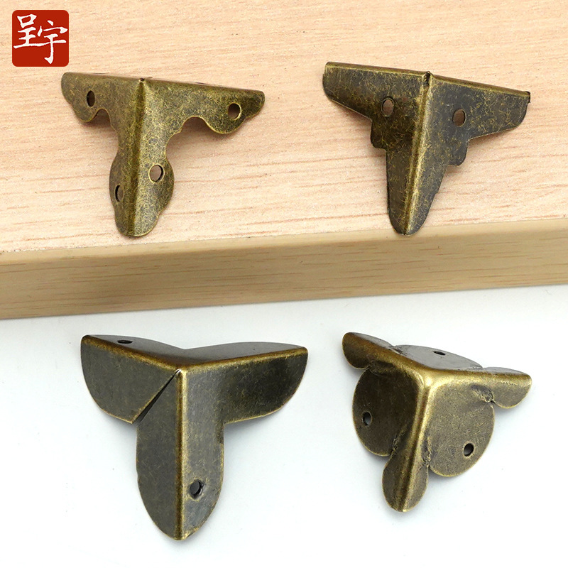 Three-sided Iron Corner Decoration Antique Corner Wooden Box Hardware Accessories Edge Corner Code Luggage Iron Corner Retro Corner