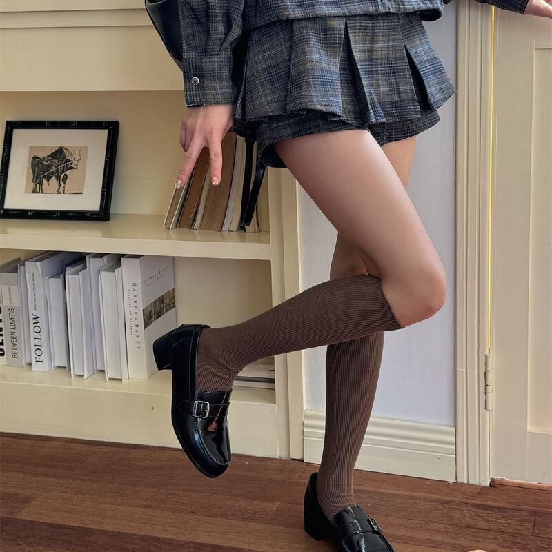 IOULOR Japanese Solid Color Knee-High Calf Socks Don't Fall Jk Socks Autumn and Winter New Girls' College Style Stockings