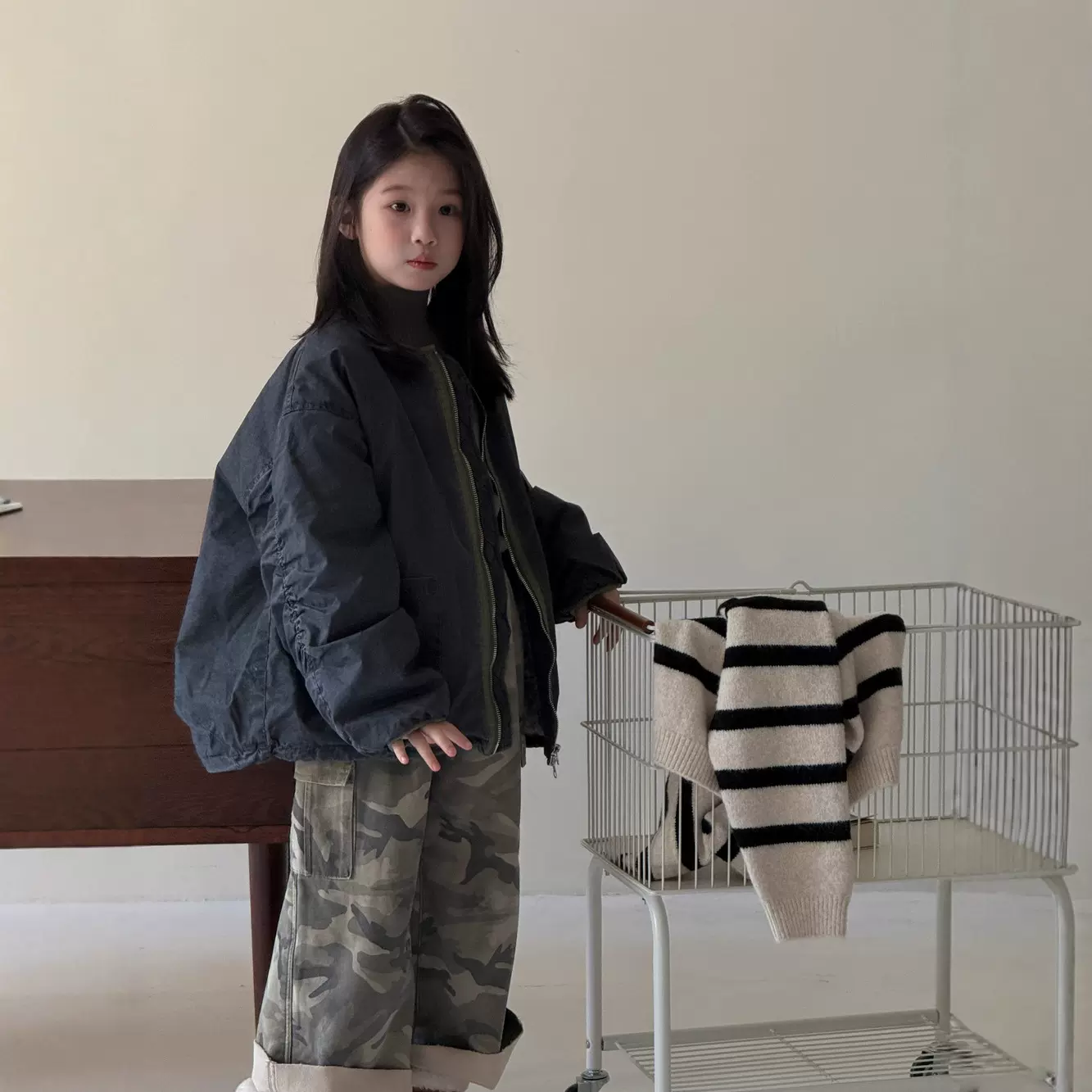 童外套2025秋冬韩版女宝宝后背拉链立体口袋牛仔加绒夹克外套