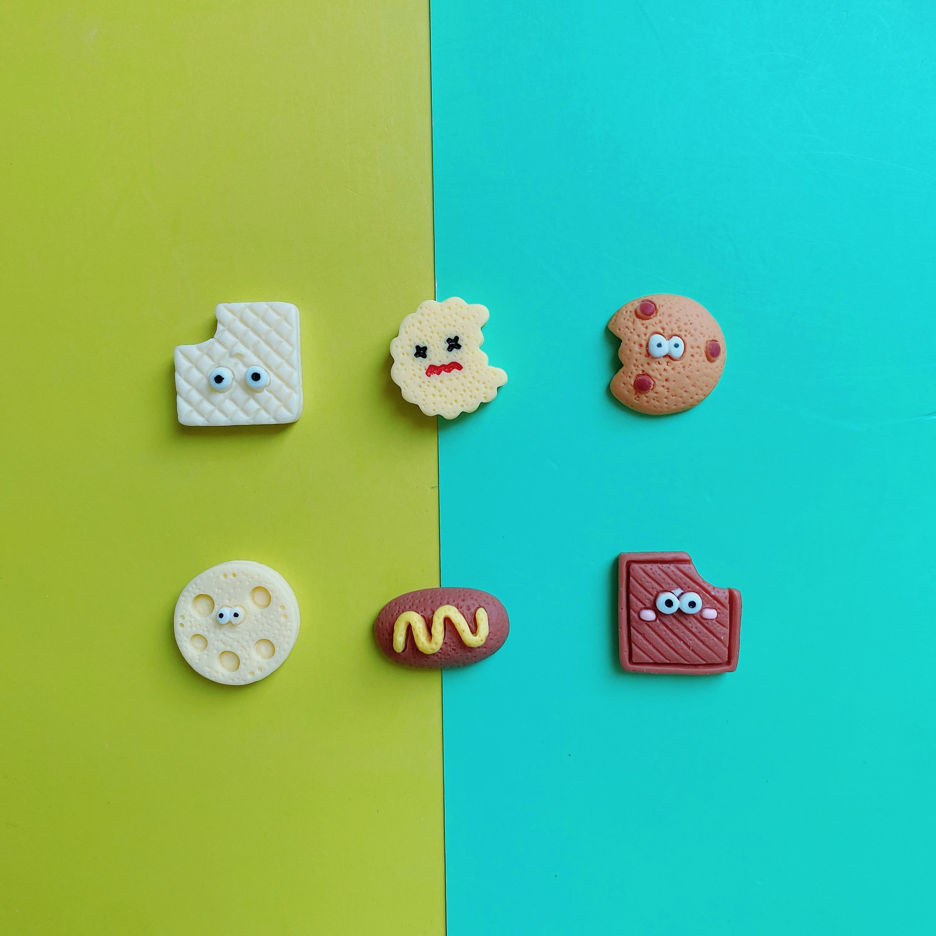 만화 인형 비스킷 식품 재생 DIY 수제 헤어 액세서리 헤드 라인 귀걸이 냉장고 스티커 구멍 신발 휴대 전화 쉘 액세서리