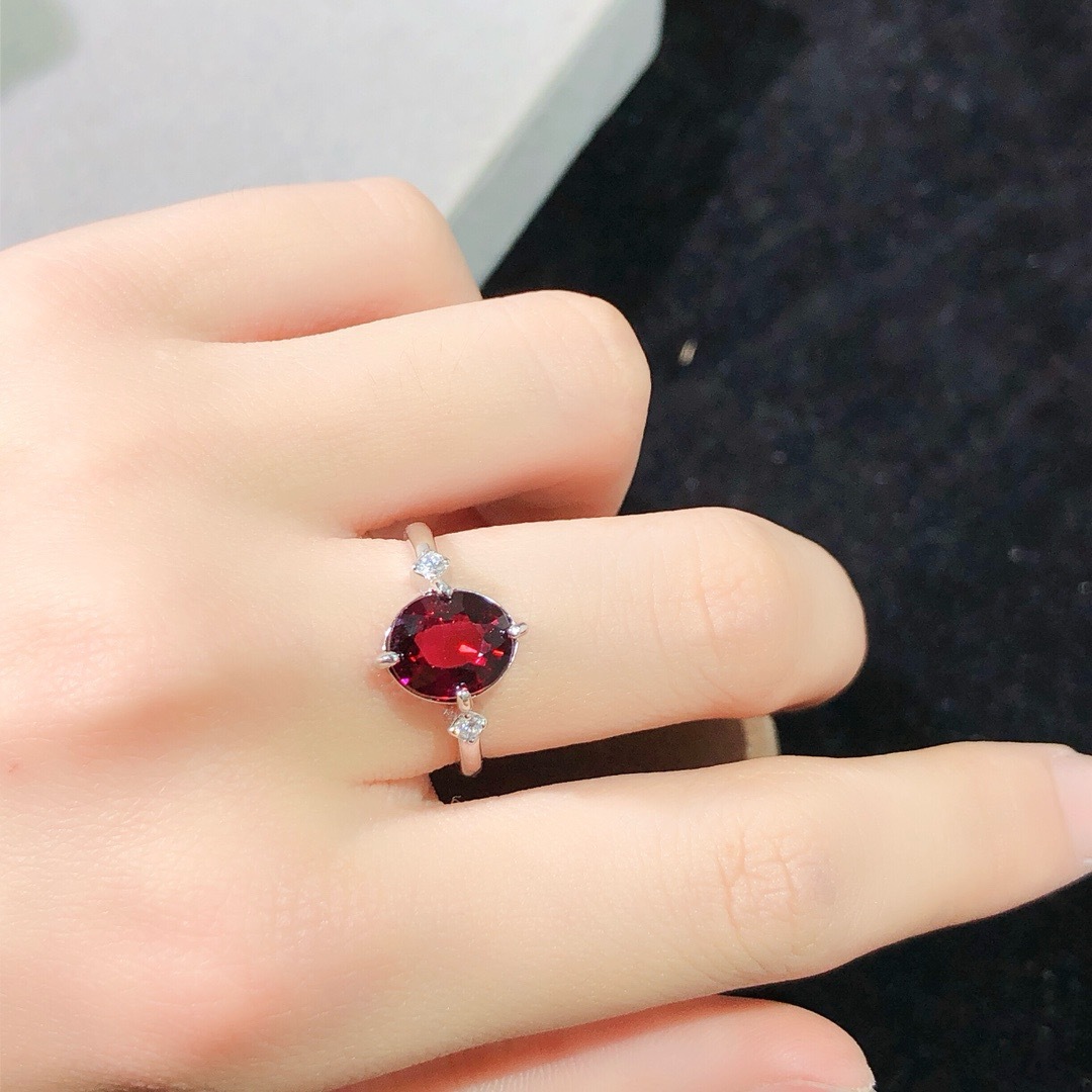 Organic ring with stone pomegranate