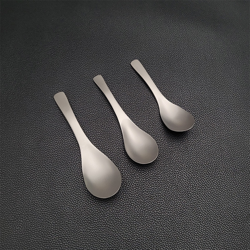 304 ステンレス鋼宮殿スプーン Ti チタン精製家庭用スプーンデザートミキシングスプーン肥厚レトロスプーンチタン食器|undefined