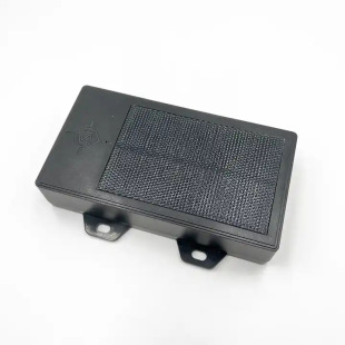 Gps Locator Strong Magnetic and Resistant to Disassembly Solar Charging Built-In Super Large Capacity Global Communication