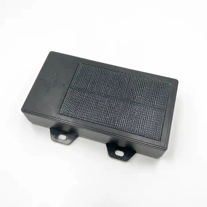 GPS-локатор, сильный магнит и устойчивость к разборке, солнечная зарядка, встроенная супербольшая емкость, глобальная связь