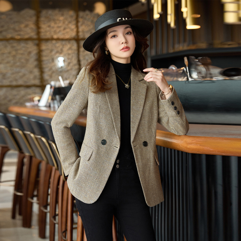 Autumn French-Style Tweed New Fashion Elegant Jacket for Women, Slim Fit, Two-Button Blazer Autumn French-Style Tweed New Fashion Elegant Jacket for Women, Slim Fit, Two-Button Blazer
