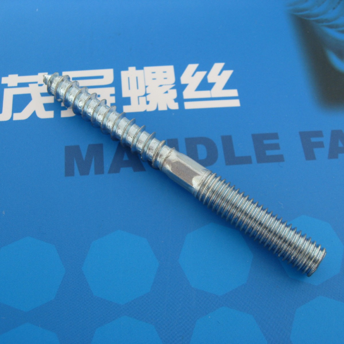 太阳能光伏发电板支架用吊杆螺栓DIN88149