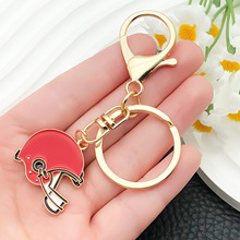 滴油红色运动员防护头盔8字钥匙扣书包钥匙挂饰送朋友的礼物批发
