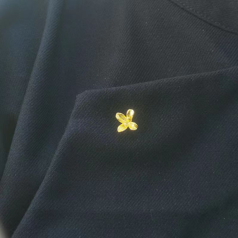 Small Osmanthus Collar Buckle Clip Gold Exquisite Flower Autumn and Winter Simple Retro Accessible Luxury New Chinoiserie Design Brooch Corsage