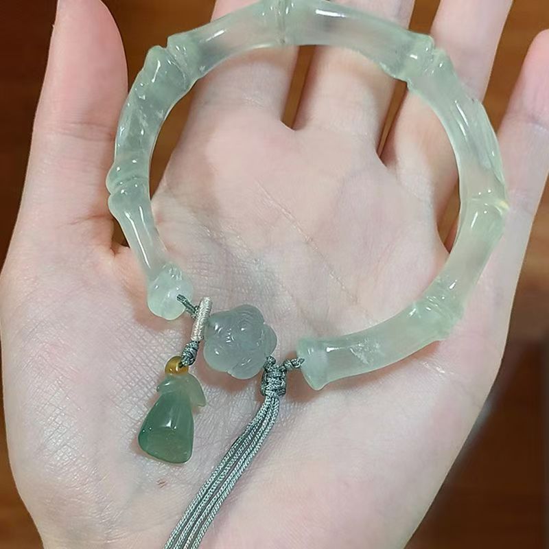 Qingxin Chinese White Moonlight Lotus Canopy High-grade Ice-transparent Bamboo Lotus Bracelet Niche Cool Resin Solid Handpiece