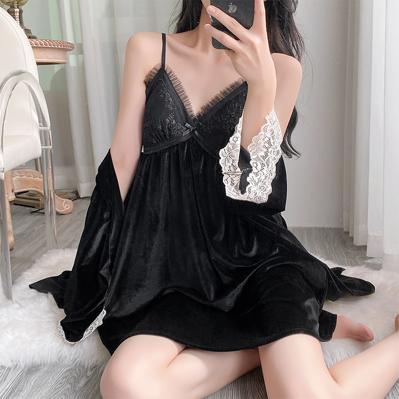 新款金丝绒睡衣女秋冬季性感吊带睡袍两件套纯欲风家居服批发跨镜