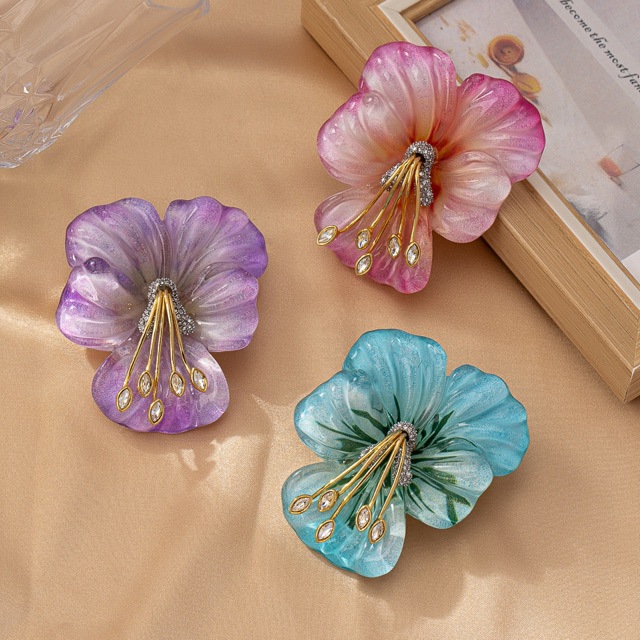 Ghost original design copper gold plated irregular smooth texture flower series brooch