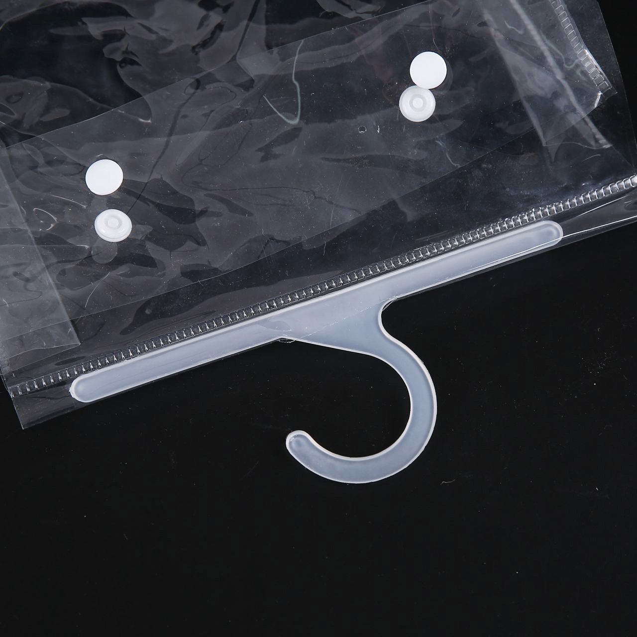 11032342253_97537621