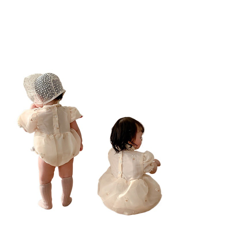 INS verano bebé niña cumpleaños elegante cheongsam mameluco bordado amor mono coreano recién nacido mameluco de vacaciones