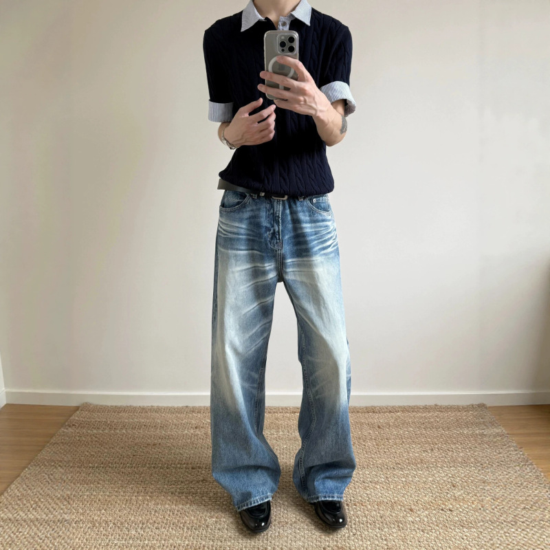 Korean "Battle Bull King" Ice Blue Cream Snowflake Pattern Light Blue Washed Vintage A-Line Straight-Leg Jeans for Men and Women Korean "Battle Bull King" Ice Blue Cream Snowflake Pattern Light Blue Washed Vintage A-Line Straight-Leg Jeans for Men and Women