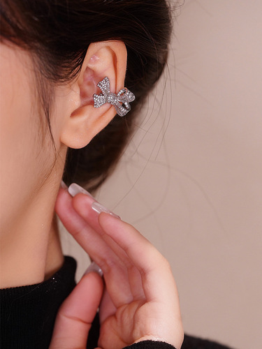 High-end light luxury niche cool style bow ear clips for women without pierced ears  new trendy ear bone clip earrings