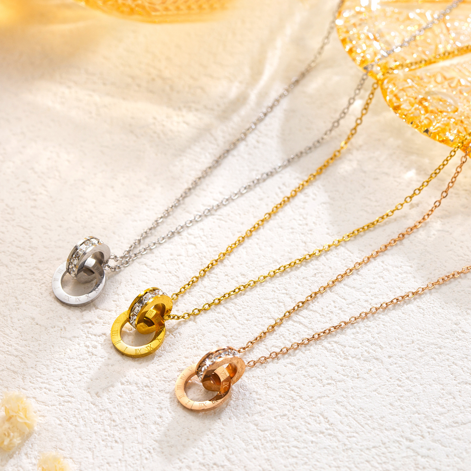 Comercio exterior venta caliente collar de acero de titanio romano conjunto de pulseras no decoloración oro rosa número romano conjunto de joyas de doble anillo