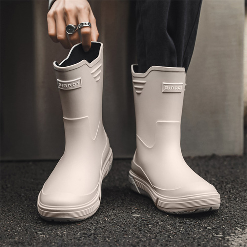Cross-border fashionable rain boots for men, outdoor versatile waterproof fishing shoes, non-slip kitchen rubber shoes, thick-soled wear-resistant rain boots for men