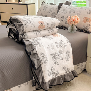 2025 New Type a Aerobic Jacquard Fashion Lace Bubble Cotton Summer Quilt Student Dormitory Four-Piece Set