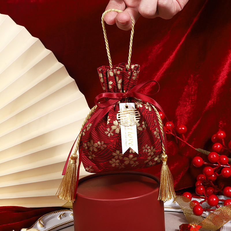 Wedding candy box, wedding candy bag, empty box, wedding portable candy box, Chinese style fold-free souvenir, return gift matching
