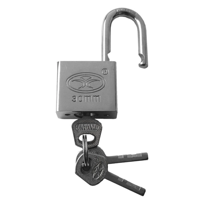 Оптовый производитель навесных замков из Пуцзян: маленькие замки с квадратным лезвием из имитации нержавеющей стали с золотой стальной головкой для защиты от взлома.