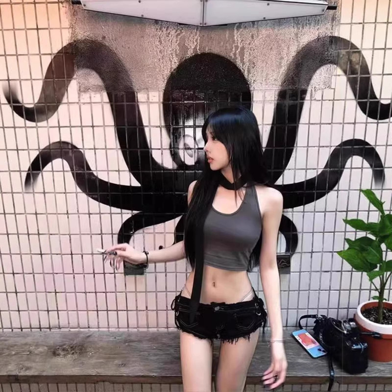 Black Spicy Girl Style Frayed Cut-Out Side-Tie Denim Ultra-Short Shorts for Women, Summer Low-Waist Slim Fit Sexy Butt-Lifting Hot Pants Black Spicy Girl Style Frayed Cut-Out Side-Tie Denim Ultra-Short Shorts for Women, Summer Low-Waist Slim Fit Sexy Butt-Lifting Hot Pants