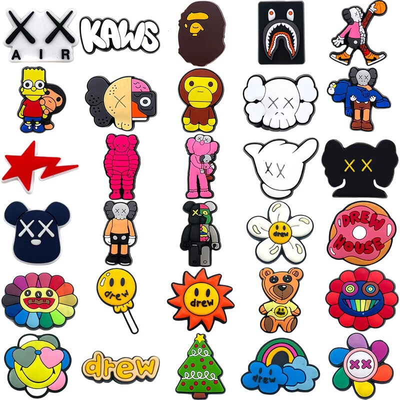 Kaws drew44 trendy suit hole shoes shoes flower wisdom star soft glue DIY student croc accessories wholesale