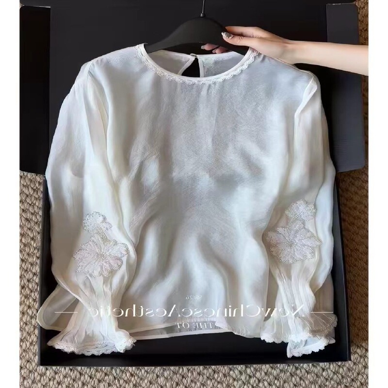 2026 Spring/Summer New Chinese Style Tencel Embroidered Shirt Women's Elegant Lace Heavy Embroidery Round Neck Base Shirt Top