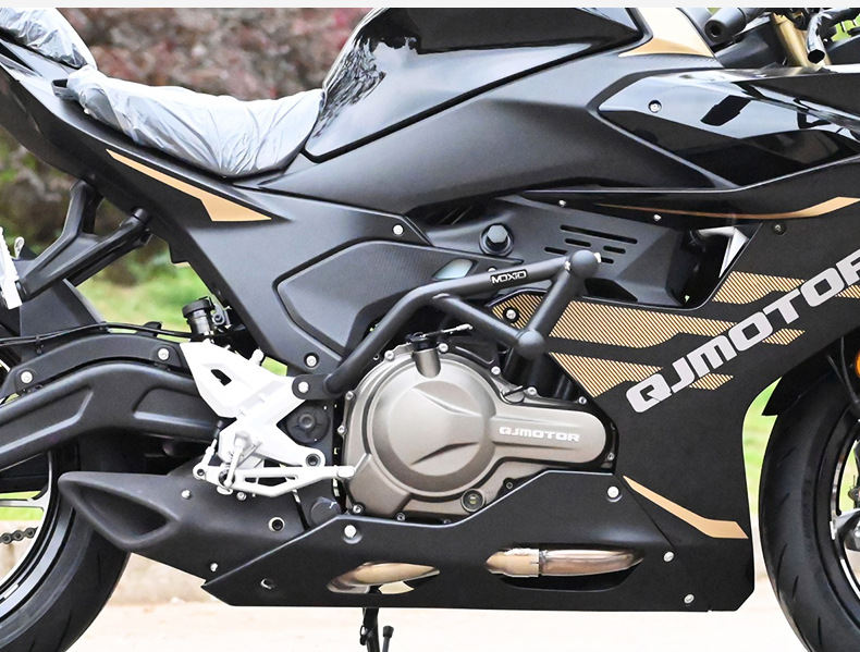 Suitable for Qianjiang Sai 550Es Bumper Anti-Collision and Anti-Fall Bumper Sai 550S Motorcycle Front Bumper Competition Bumper