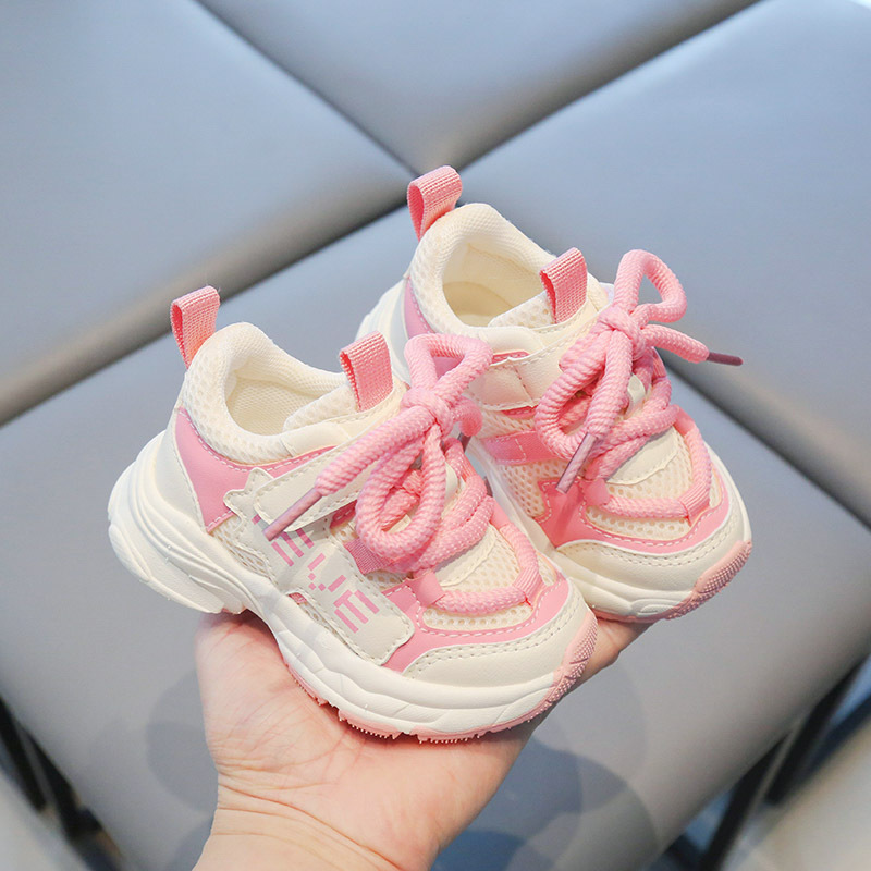 Calzado deportivo para niños primavera y otoño nuevo estilo niño transpirable antideslizante zapatos individuales guapos mujer bebé todo fósforo zapatos casuales coreanos marea